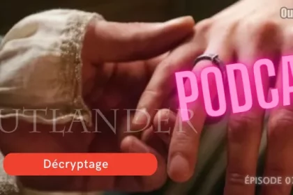 Jamie vient de mettre l'alliance sur le doigt de Claire lors de leur mariage, symbolisant leur union. - Outlander Addict épisode 7 Saison 1