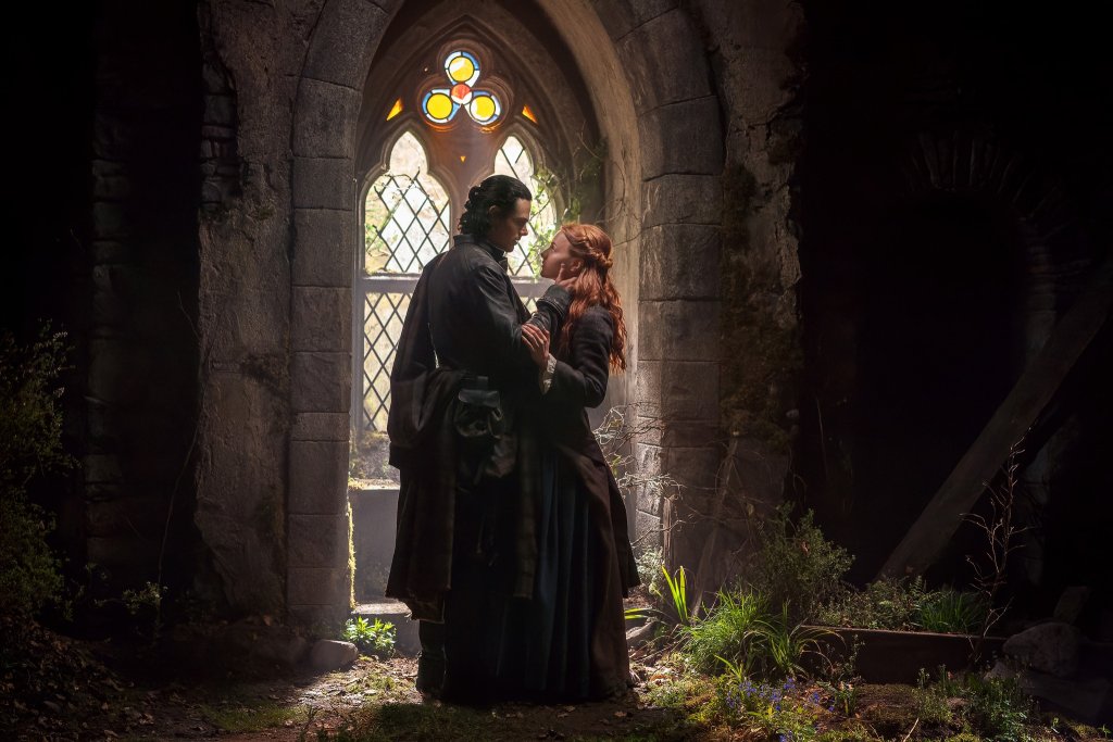 ellen et brian dans les ruines de l'épisode 5 de blood of my blood